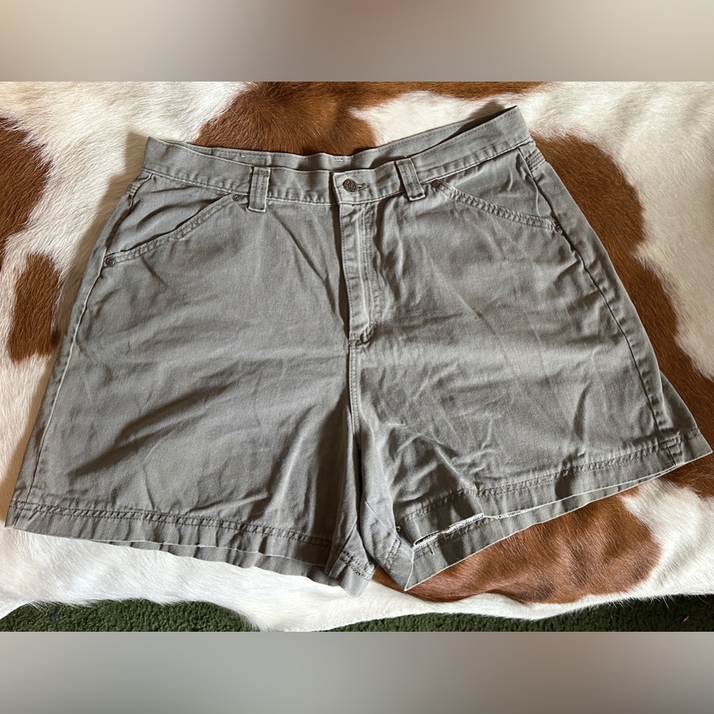 VINTAGE Riders by Lee Khaki/Tan Flat Front Shorts Simply Khaki Collection, 18M
